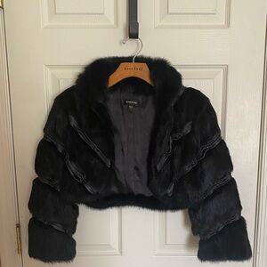 Bebe Black Cropped Fur Jacket w/ Leather Trim. Small